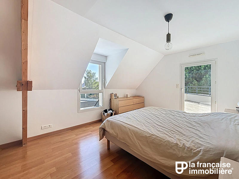 Maison - 170 m² - 7 pièces