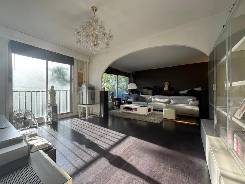 Appartement - 90 m² - 3 pièces