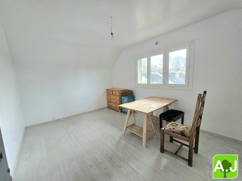 Maison traditionnelle - 130 m² - 6 pièces