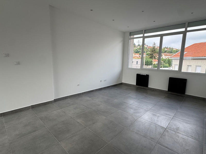 Appartement - 77 m² - 3 pièces