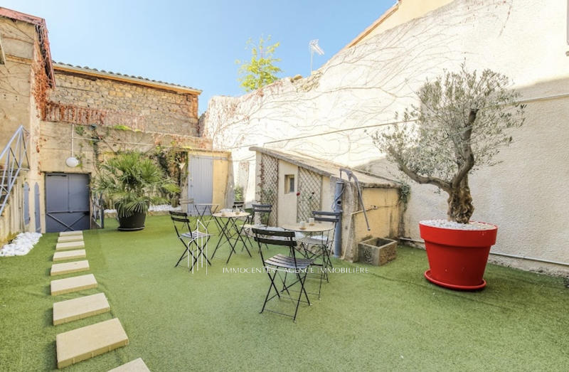 Immeuble - 290 m² - 5 pièces