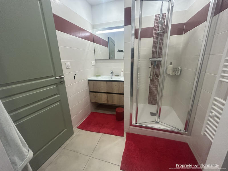 Maison - 194 m² - 7 pièces