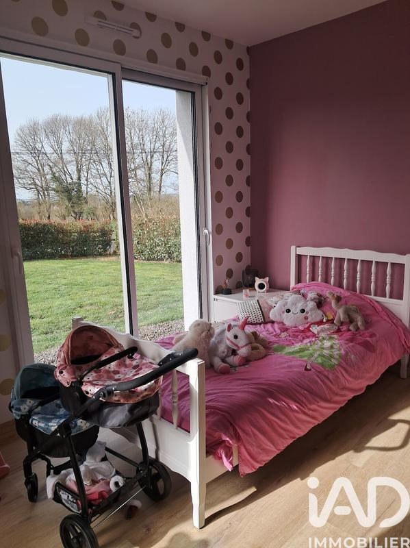 Maison - 163 m² - 8 pièces