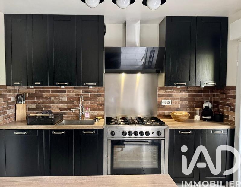 Maison - 160 m² - 8 pièces