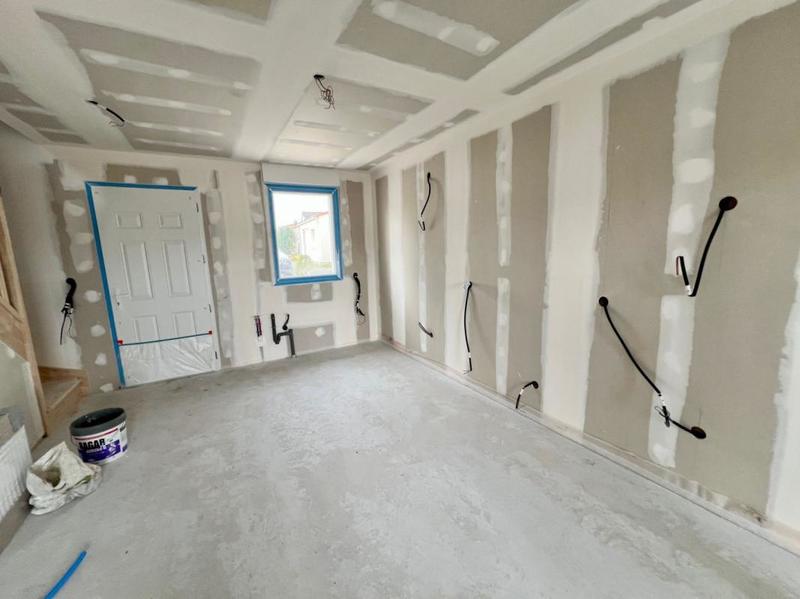 Maison - 95 m² - 6 pièces