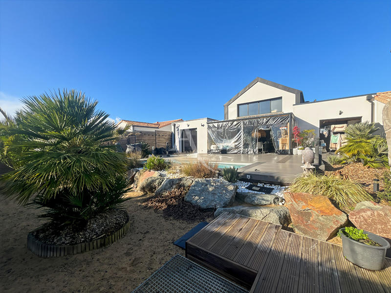 Maison - 122 m² - 5 pièces