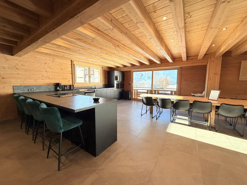 Châlet - 339 m² - 10 pièces