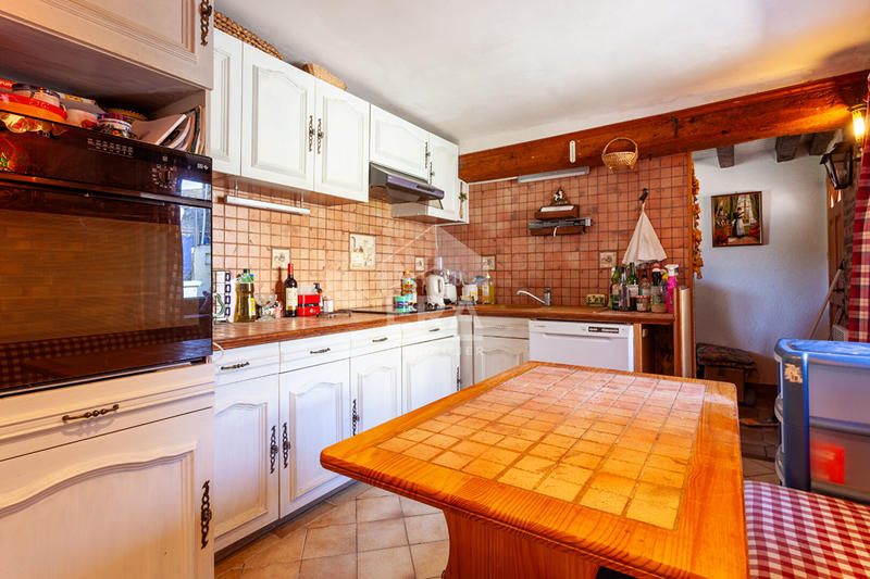 Maison - 176 m² - 7 pièces