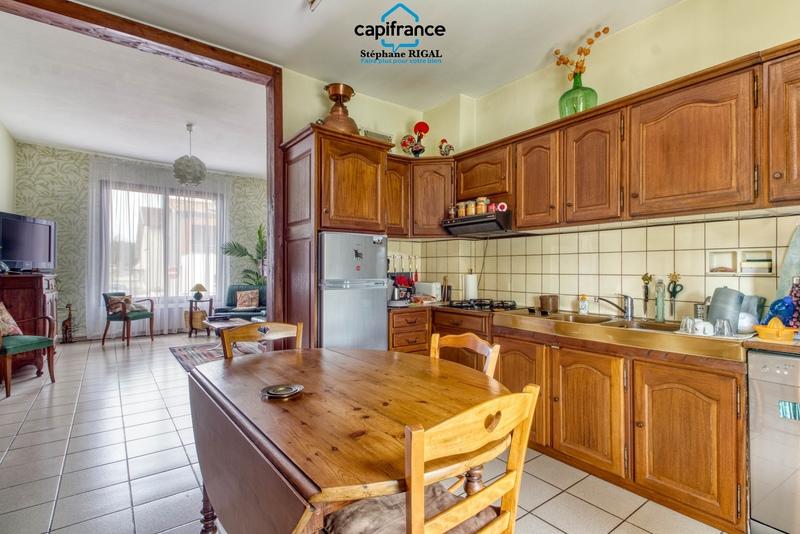 Maison de ville - 190 m² - 9 pièces