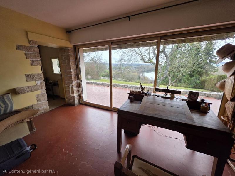 Maison traditionnelle - 142 m² - 5 pièces