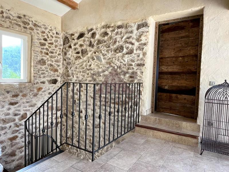 Maison provençale - 217 m² - 6 pièces