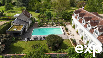 Maison - 250 m² - 10 pièces