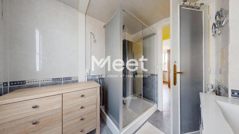 Moulin - 71 m² - 5 pièces