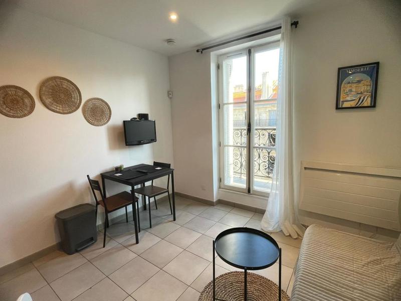 Studio - 16 m² - 1 pièce