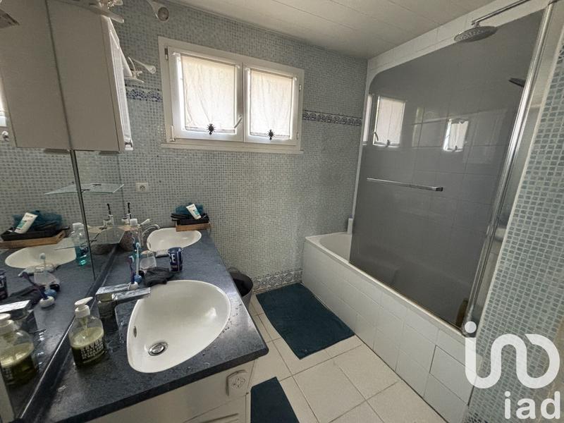 Maison - 143 m² - 5 pièces