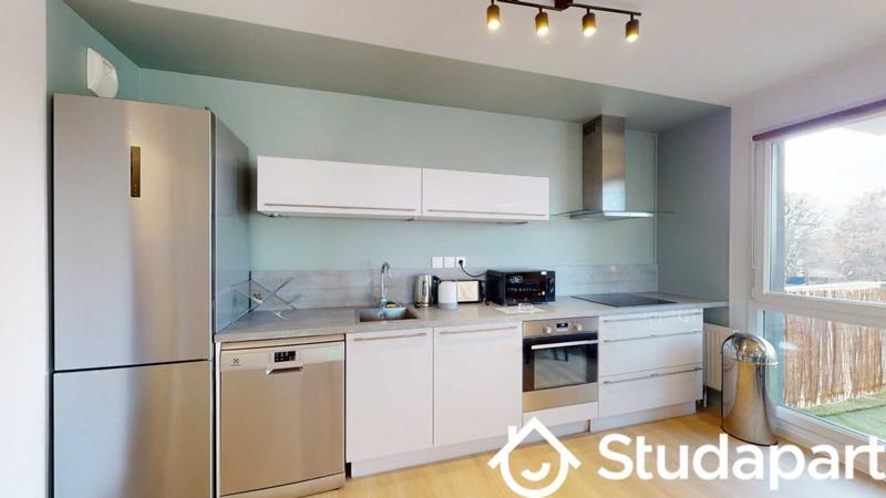 Chambre - 10 m² - 1 pièce