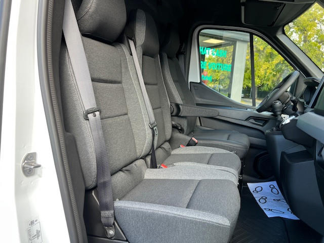 Renault Master IV Fourgon Surélevé 3,3t L2h2 150 Blue dCi Advance