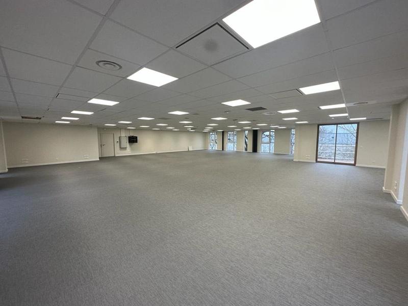 Bureau - 300 m²