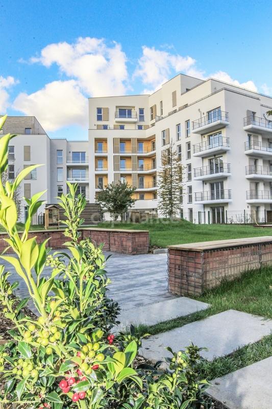 Appartement ancien - 67 m² - 3 pièces