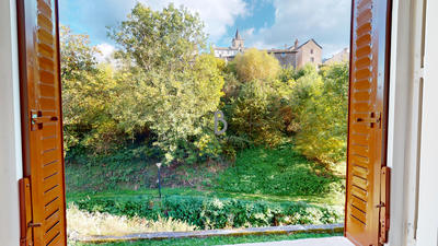 Maison - 197 m² - 6 pièces