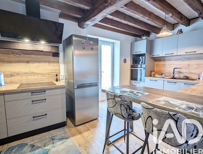 Maison - 185 m² - 8 pièces