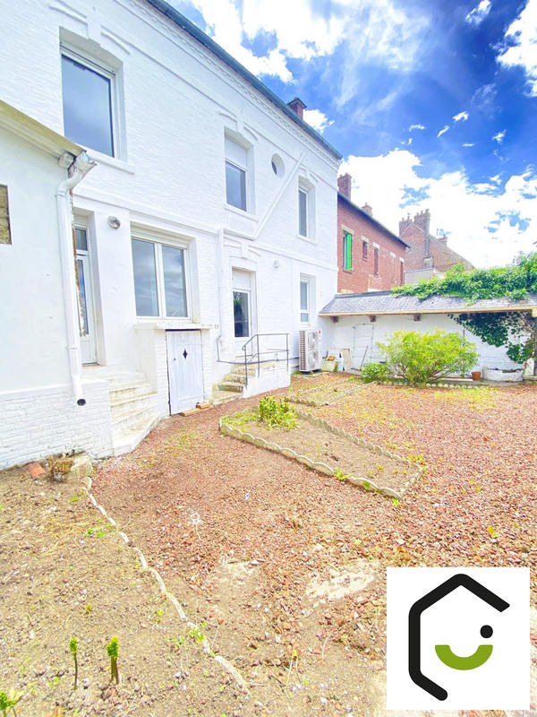 Maison ancienne - 165 m² - 10 pièces