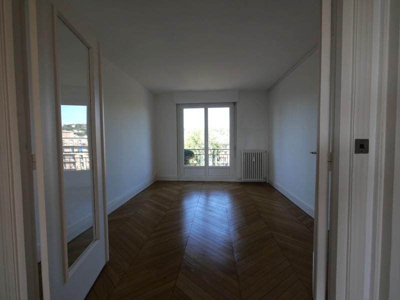 Appartement - 96 m² - 4 pièces