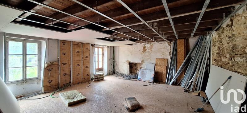 Maison - 90 m² - 5 pièces