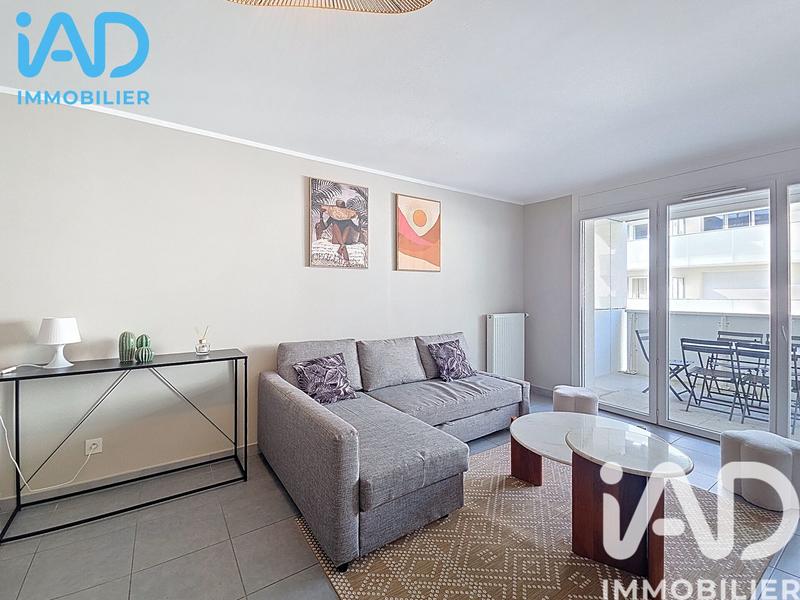 Appartement - 82 m² - 3 pièces
