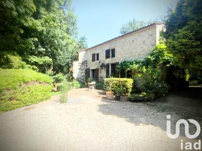 Maison - 400 m² - 8 pièces