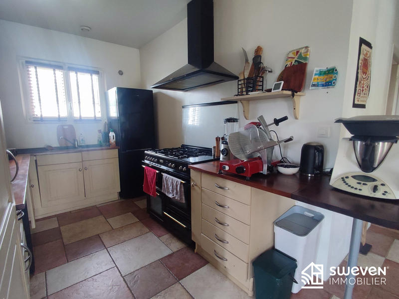 Maison traditionnelle - 119 m² - 5 pièces