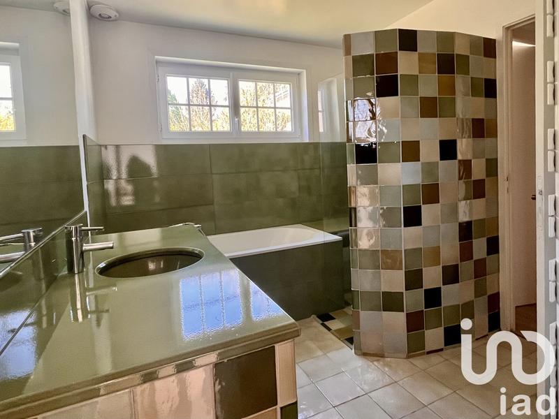 Maison - 194 m² - 7 pièces