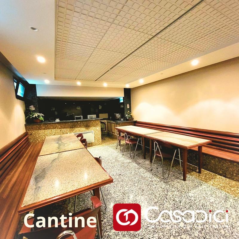 Entrepôt - 1 918 m²