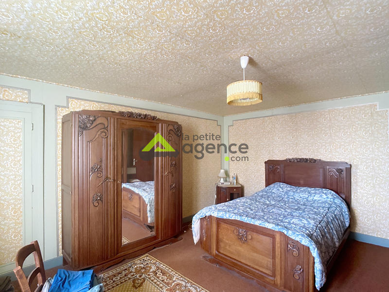 Propriété - 141 m² - 6 pièces