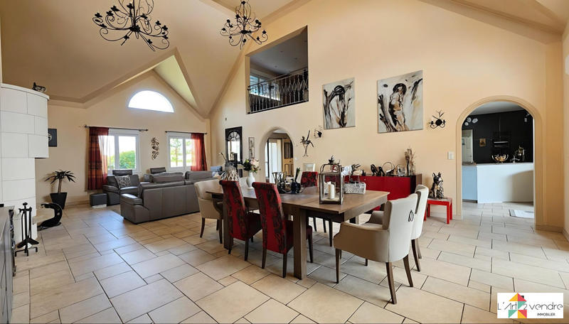 Maison contemporaine - 196 m² - 5 pièces