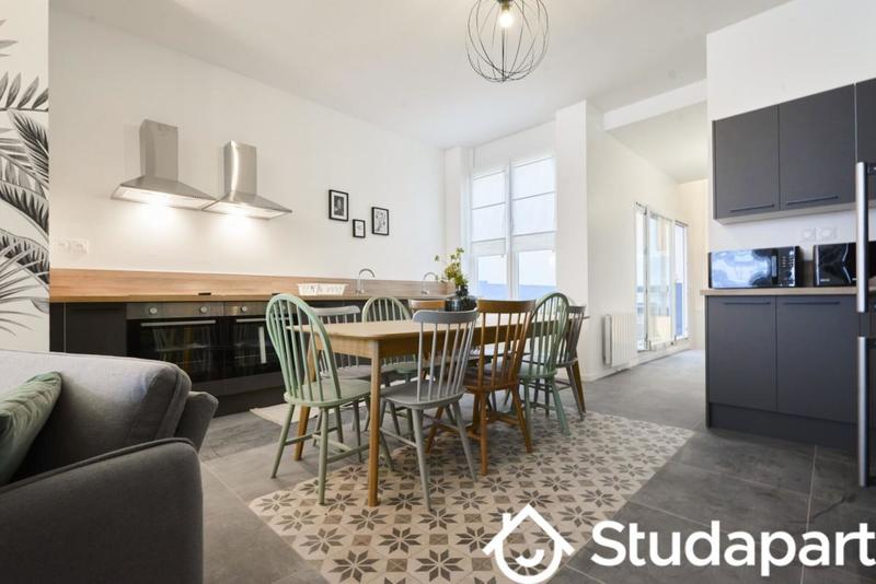 Chambre - 13 m² - 1 pièce