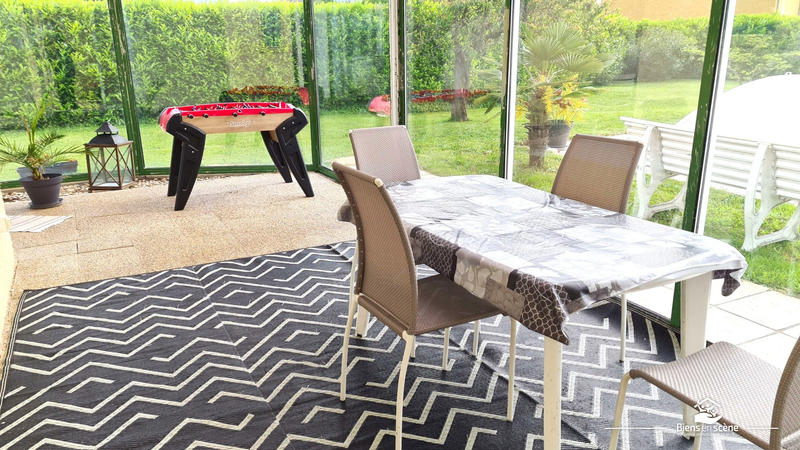 Villa - 196 m² - 8 pièces