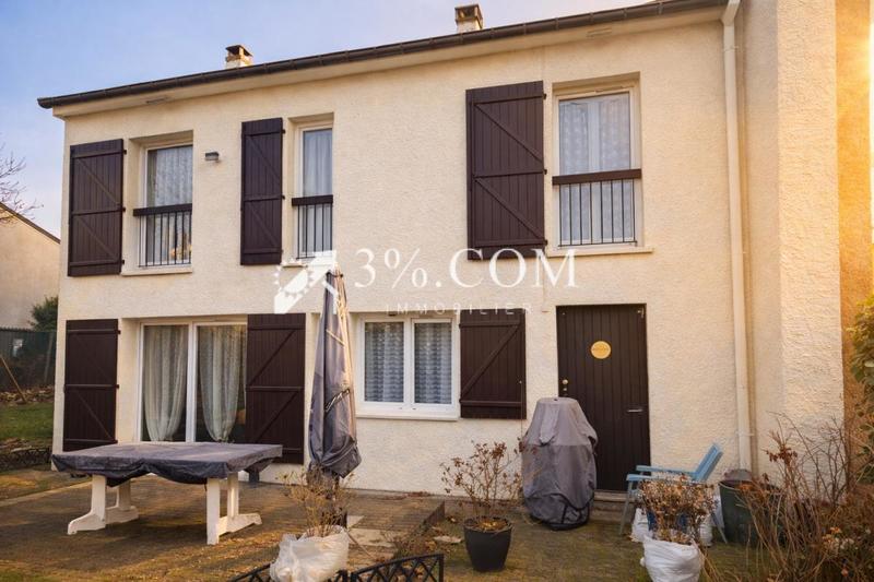 Maison - 107 m² - 6 pièces