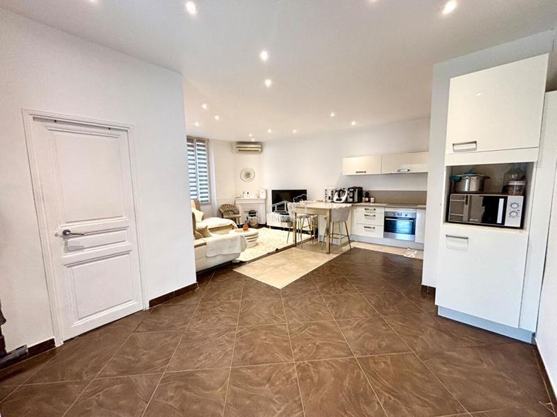 Maison - 80 m² - 3 pièces