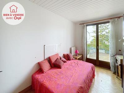 Maison - 209 m² - 5 pièces