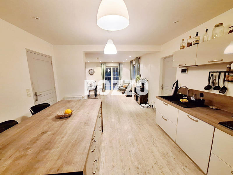 Maison - 181 m² - 8 pièces