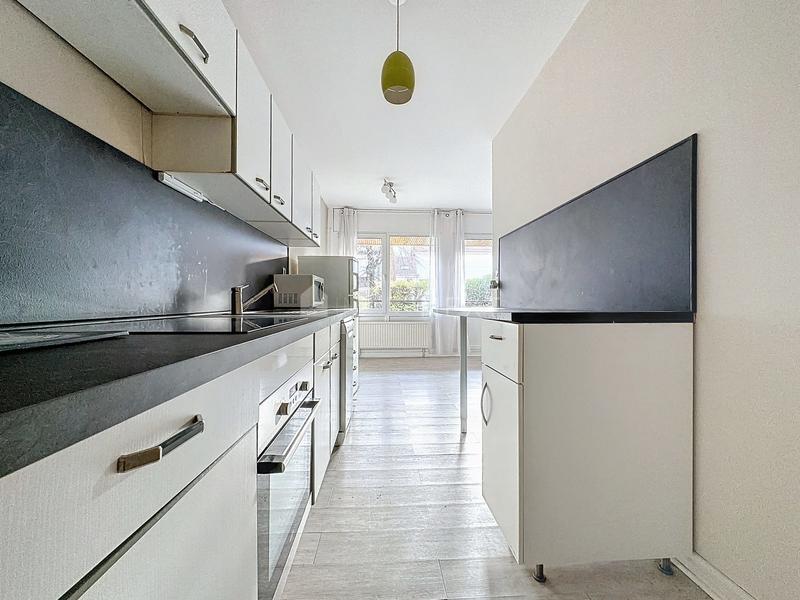 Appartement - 82 m² - 3 pièces