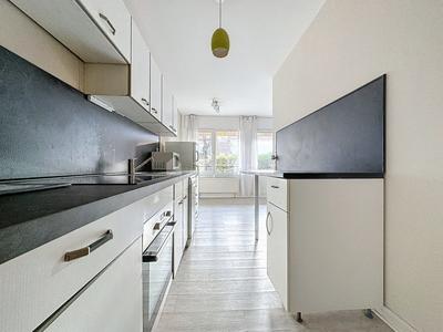 Appartement - 82 m² - 3 pièces