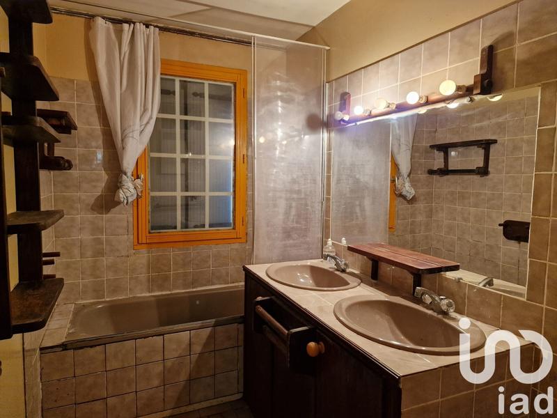 Maison - 176 m² - 8 pièces