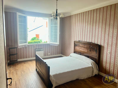 Maison - 117 m² - 6 pièces