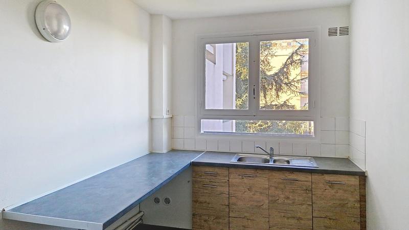 Appartement - 75 m² - 4 pièces