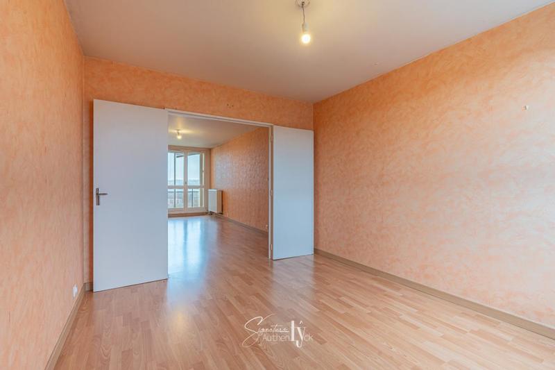 Appartement - 83 m² - 4 pièces