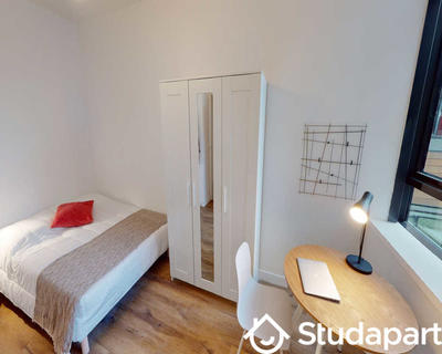 Chambre - 280 m² - 1 pièce