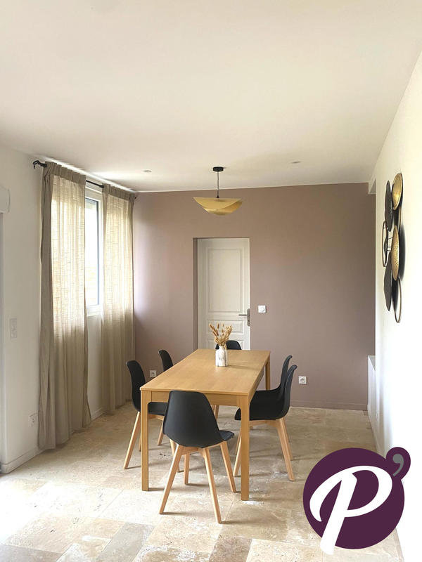 Maison traditionnelle - 132 m² - 5 pièces