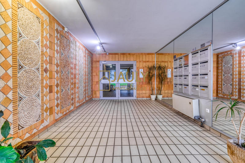 Appartement - 91 m² - 4 pièces